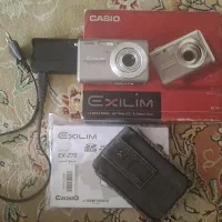 دوربین دیجیتال کاسیو Casio ex z75 تمیز سالم|دوربین عکاسی و فیلم‌برداری|تهران, میدان ولیعصر|دیوار