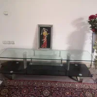 میز تلوزیون شیشه ای دوطبقه شیک و تمیز فقط یک ملیون