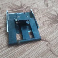 دوعدد پایه تلویزیون
