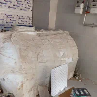 مخزن تخته زیر پایه و بشکه و کابل فرغون