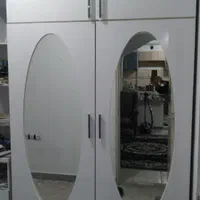 کمد آینه دار