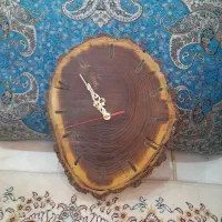 ساعت دیواری چوبی تنه درخت
