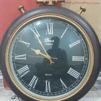 ساعت دیواری در حد نو تمیز تمیز