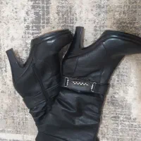 بوت مشکی رنگ چرم اصل