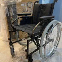 ویلچر نو با تجهیزات اضافه