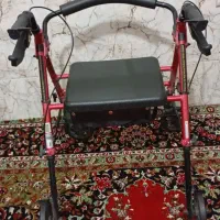 واکر چهارچرخ اصل ، ویلچر