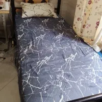 تخت یک نفر با تشک