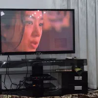 میز تلویزیون سالم و تمیز|میز تلویزیون|اهواز, فولادشهر|دیوار