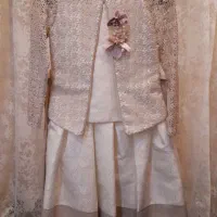 لباس تمیز سالم پوشیده نشده