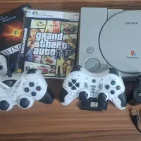 دسته بازی کامپیوتر و پلی استیشن