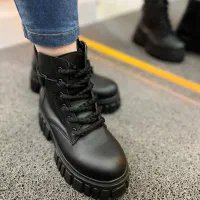 نیمبوت پوتین نیم بوت کفش لژدار اسپرت مشکی زنانه|کیف، کفش، کمربند|تبریز, |دیوار