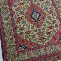 قالیچه ظریف بافت بسیار زیبا و عتیقه