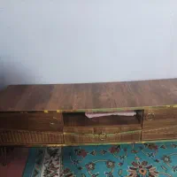 میز تلویزیون سالم و بدون شکستگی