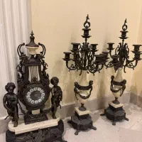 ساعت و شمعدان