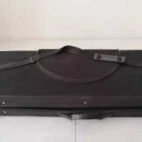 سنتور در حد نو|سازهای سنتی|رباطکریم, رباطکریم|دیوار