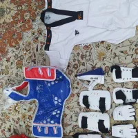 لباس و وسایل تکواندو