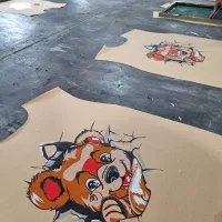 شابلون زن ماهر و کارگرساده حسابدار