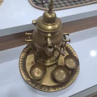 سماور وسه عدد فنجون دکوری