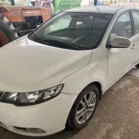 سراتو 2000 نیمه فول