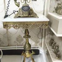 میز و ساعت و تلفن برونز در حد نو|میز تلفن|کرج, دهقان ویلا|دیوار