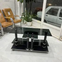 زیر تلویزیون شیشه ای