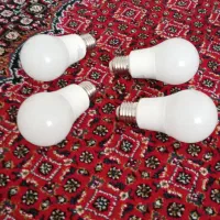 لامپ ۱۰۰ کم مصرف