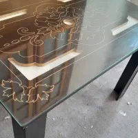 فقط میز غذاخوری