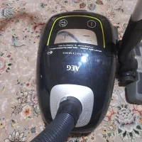 جارو برقی AEG
