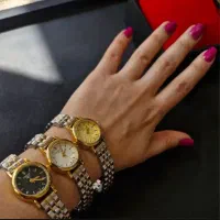 تعدادی ساعت به علت تغییر شغل به قیمت عمده