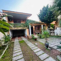 فروش-ویلای-نیم-پیلوت-مبله-سه-خواب