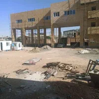 کارگر برای نما کاری