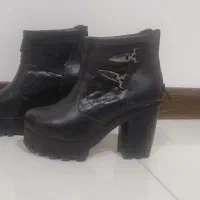 بوت چرم زنانه سایز ۳۹