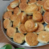 کلوچه خرمایی و نان سیستان|خوردنی و آشامیدنی|اصفهان, گلستان|دیوار