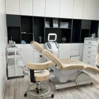 اجاره اتاقی از کلینیک زیبایی با تجهیزات کامل|اجارهٔ دفتر کار، اتاق اداری، مطب|تهران, فاطمی|دیوار