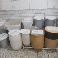 خوراک پرندگان خانگی و لوازم جانبی