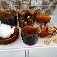 فروش سرویس عسلی