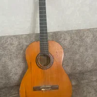 گیتارقدیمی کارکرده