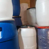 انواع بشگه مواد سفید و ابی|ظروف نگهدارنده، پلاستیکی، یک‌بارمصرف|کرج, باغستان|دیوار