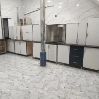 یک سرویس کامل کابینت آشپزخانه تمام ام دی اف تمیز