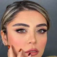 خدمات زیبایی چشم و صورت