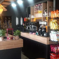 ۱۲۲متر تجاری،معاوضه با آپارتمان یا کلنگی تا۶۰م