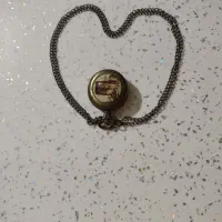 ساعت جیبی|کلکسیون اشیاء عتیقه|سنندج, |دیوار