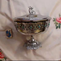 ظروف آنتیک و قدیمی