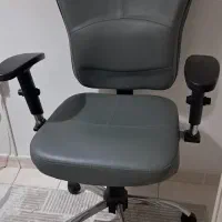 صندلی مطالعه کاملا نو و سالم