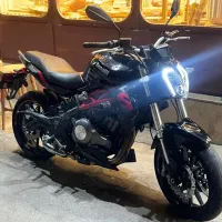 بنلی 300 تمیز  . بیمه یکسال زیر قیمت فوری