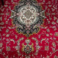 فرش ماشینی ۹ متری قرمز و کرم