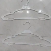 چوب لباسی پلاستیکی
