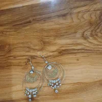 گوشواره طلایی نگین دار