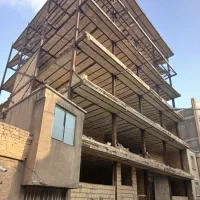 ساختمان نیمه کاره
