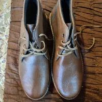 پیراهن مردانه و کفش چرم